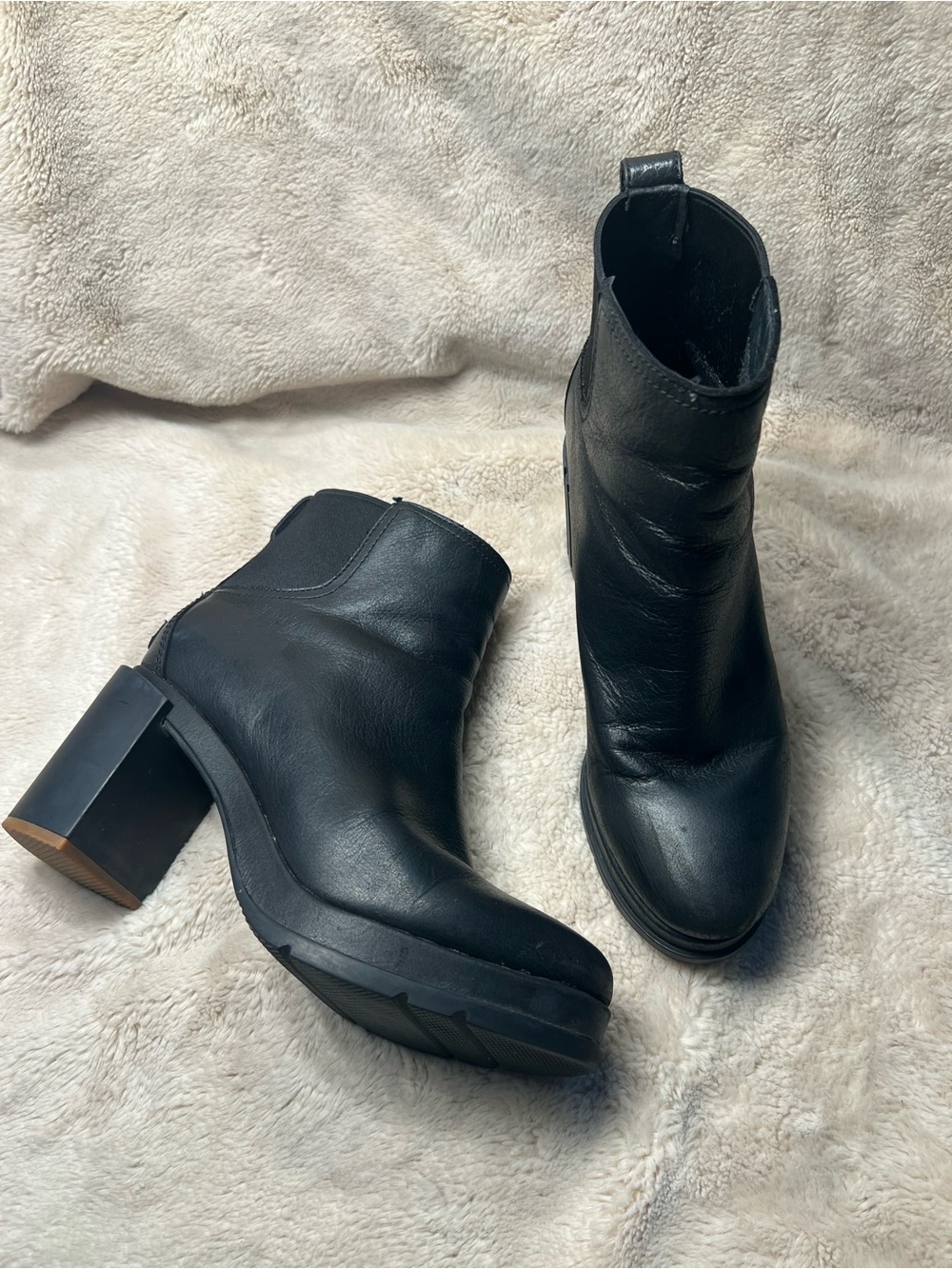 Sorel Black Leather Blake Waterproof Block Heel Chelsea Booties 7.5